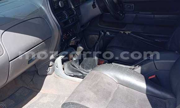 Nunua Ilio tumika Nissan Hardbody Nyeupe Gari ndani ya Maputo nchini Maputo Nunua Ilio tumika Nissan Hardbody Nyeupe Gari ndani ya Maputo nchini Maputo