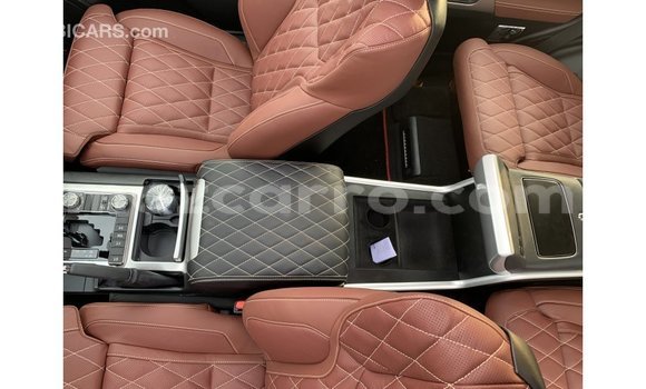 Nunua Imported Toyota Land Cruiser Nyeusi Gari ndani ya Import - Dubai nchini Cabo Delgado Nunua Imported Toyota Land Cruiser Nyeusi Gari ndani ya Import - Dubai nchini Cabo Delgado