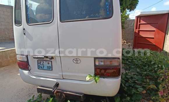 Comprar Usado Toyota Coaster Branco Carro em Maputo em Maputo Comprar Usado Toyota Coaster Branco Carro em Maputo em Maputo