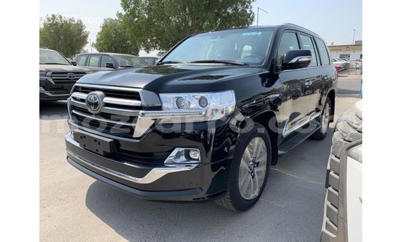 Nunua Imported Toyota Land Cruiser Nyeusi Gari ndani ya Import - Dubai nchini Cabo Delgado Nunua Imported Toyota Land Cruiser Nyeusi Gari ndani ya Import - Dubai nchini Cabo Delgado
