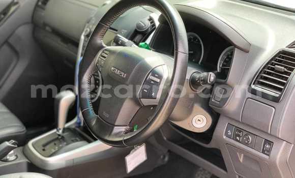 Comprar Usado Isuzu D-MAX Branco Carro em Maputo em Maputo Comprar Usado Isuzu D-MAX Branco Carro em Maputo em Maputo