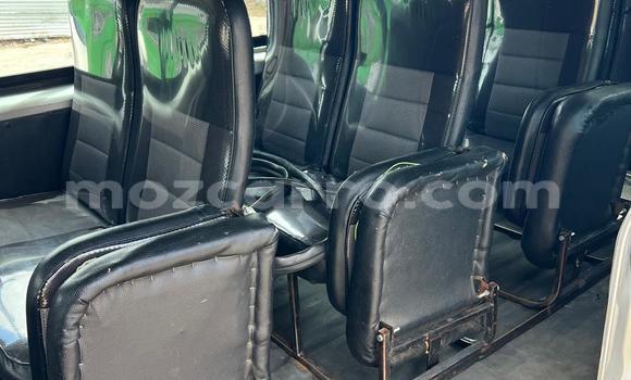 Tenga Tsaru Toyota Hiace Sirivha Mota in Maputo in Maputo Tenga Tsaru Toyota Hiace Sirivha Mota in Maputo in Maputo