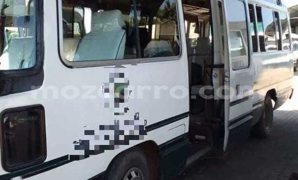 Comprar Usado Toyota Coaster Branco Carro em Maputo em Maputo Comprar Usado Toyota Coaster Branco Carro em Maputo em Maputo