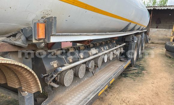 Comprar Usado AC Ace Branco Carro em Maputo em Maputo