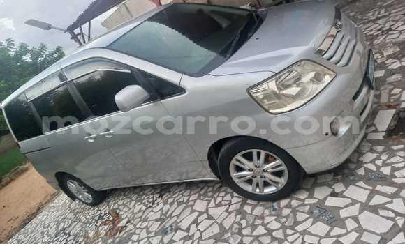 Comprar Usado Toyota Noah Bege Carro em Maputo em Maputo Comprar Usado Toyota Noah Bege Carro em Maputo em Maputo
