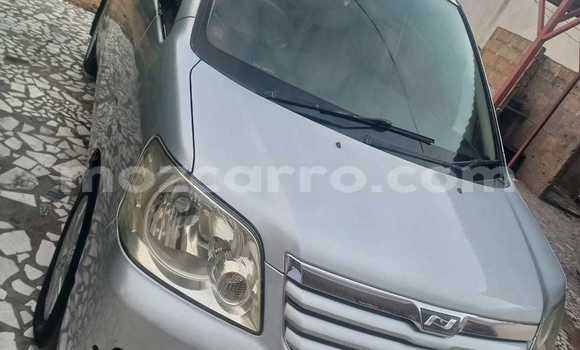 Comprar Usado Toyota Noah Bege Carro em Maputo em Maputo Comprar Usado Toyota Noah Bege Carro em Maputo em Maputo