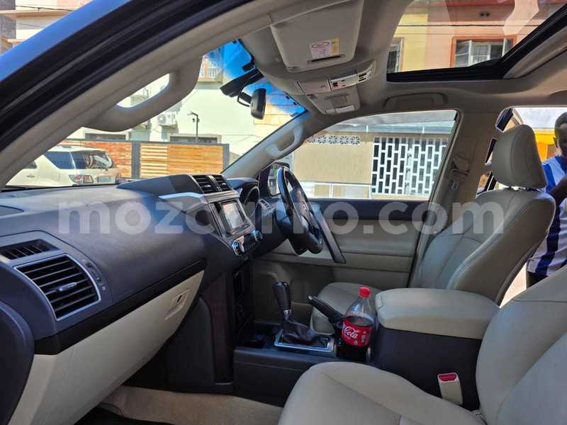 Big with watermark toyota land cruiser prado maputo maputo 37783