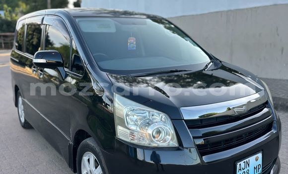 Comprar Novo Toyota Voxy Preto Carro em Maputo em Maputo Comprar Novo Toyota Voxy Preto Carro em Maputo em Maputo