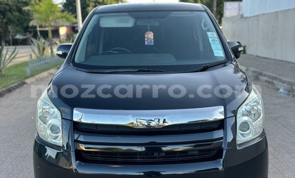 Comprar Novo Toyota Voxy Preto Carro em Maputo em Maputo Comprar Novo Toyota Voxy Preto Carro em Maputo em Maputo