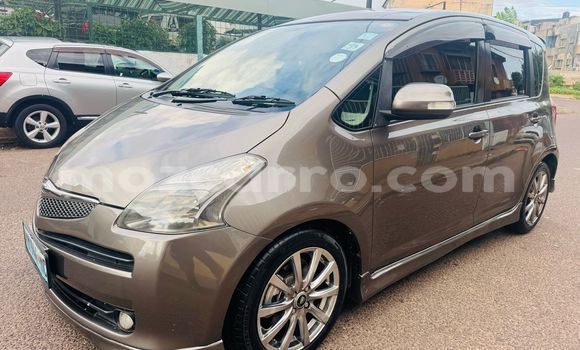 Buy Used Toyota Ractis Silver Car in Maputo in Maputo Buy Used Toyota Ractis Silver Car in Maputo in Maputo