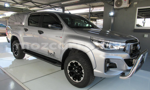 Comprar Usado Toyota Hilux Prata Carro em Maputo em Maputo Comprar Usado Toyota Hilux Prata Carro em Maputo em Maputo
