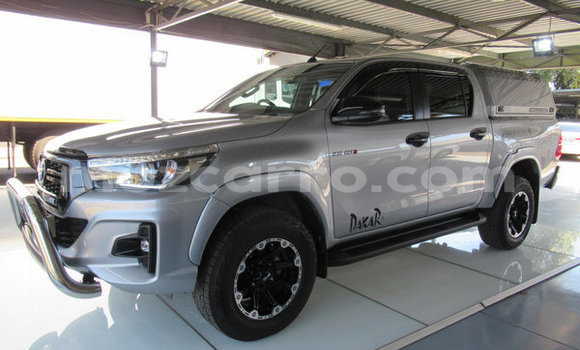Comprar Usado Toyota Hilux Prata Carro em Maputo em Maputo Comprar Usado Toyota Hilux Prata Carro em Maputo em Maputo