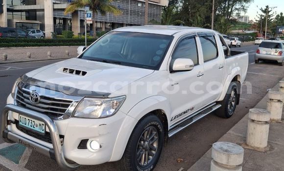 Buy Used Toyota Hilux White Car in Maputo in Maputo Buy Used Toyota Hilux White Car in Maputo in Maputo
