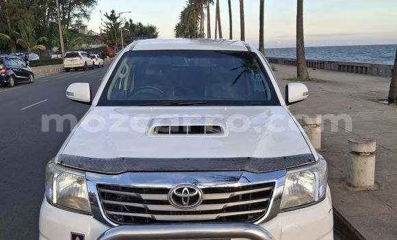Buy Used Toyota Hilux White Car in Maputo in Maputo Buy Used Toyota Hilux White Car in Maputo in Maputo