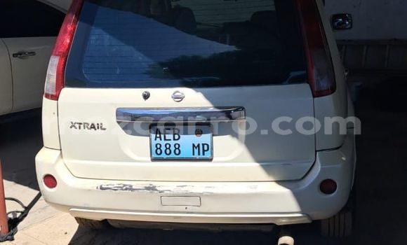 Nunua Ilio tumika Nissan X-Trail Nyeupe Gari ndani ya Maputo nchini Maputo Nunua Ilio tumika Nissan X-Trail Nyeupe Gari ndani ya Maputo nchini Maputo