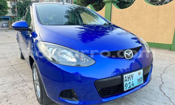 Nunua Ilio tumika Mazda Demio Bluu Gari ndani ya Maputo nchini Maputo