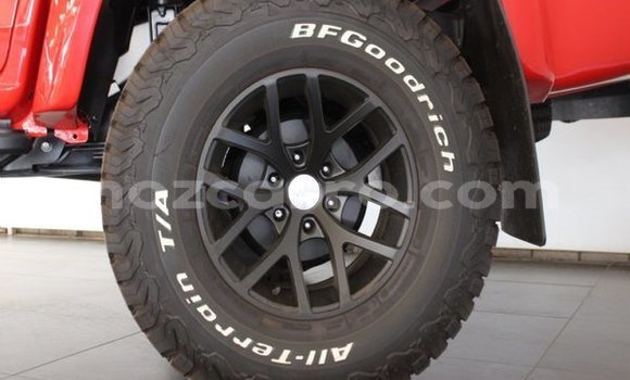 Tenga Tsaru Isuzu D-MAX Tsvuku Mota in Maputo in Maputo Tenga Tsaru Isuzu D-MAX Tsvuku Mota in Maputo in Maputo