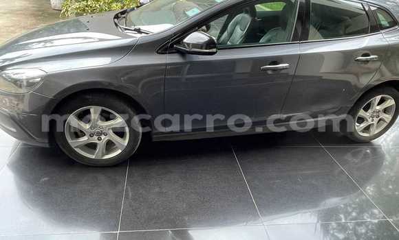 Buy Used Volvo V40 Other Car in Maputo in Maputo Buy Used Volvo V40 Other Car in Maputo in Maputo