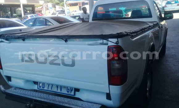 Buy Used Isuzu KB White Car in Maputo in Maputo Buy Used Isuzu KB White Car in Maputo in Maputo