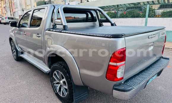 Nunua Ilio tumika Toyota Hilux Nyingine Gari ndani ya Maputo nchini Maputo Nunua Ilio tumika Toyota Hilux Nyingine Gari ndani ya Maputo nchini Maputo