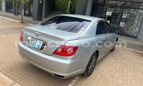 Tenga Tsaru Toyota Mark X Sirivha Mota in Maputo in Maputo Tenga Tsaru Toyota Mark X Sirivha Mota in Maputo in Maputo