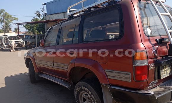 Tenga Tsaru Toyota Land Cruiser Tsvuku Mota in Maputo in Maputo Tenga Tsaru Toyota Land Cruiser Tsvuku Mota in Maputo in Maputo
