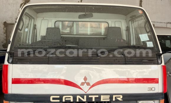 Comprar Usado Mitsubishi Canter Branco Caminhão em Maputo em Maputo
