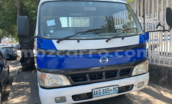 Comprar Usado Hino Ranger Branco Caminhão em Maputo em Maputo