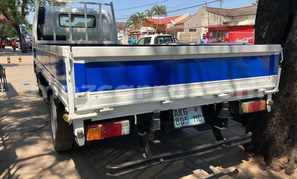 Buy Used Hino Ranger White Truck in Maputo in Maputo Buy Used Hino Ranger White Truck in Maputo in Maputo