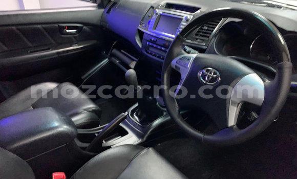 Comprar Usado Toyota Fortuner Prata Carro em Maputo em Maputo Comprar Usado Toyota Fortuner Prata Carro em Maputo em Maputo