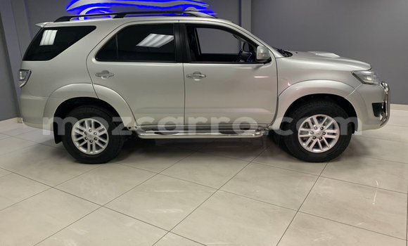 Comprar Usado Toyota Fortuner Prata Carro em Maputo em Maputo Comprar Usado Toyota Fortuner Prata Carro em Maputo em Maputo