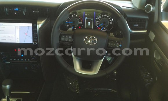 Nunua Ilio tumika Toyota Fortuner Nyeupe Gari ndani ya Maputo nchini Maputo Nunua Ilio tumika Toyota Fortuner Nyeupe Gari ndani ya Maputo nchini Maputo