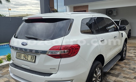 Nunua Ilio tumika Ford Everest Nyeupe Gari ndani ya Maputo nchini Maputo Nunua Ilio tumika Ford Everest Nyeupe Gari ndani ya Maputo nchini Maputo