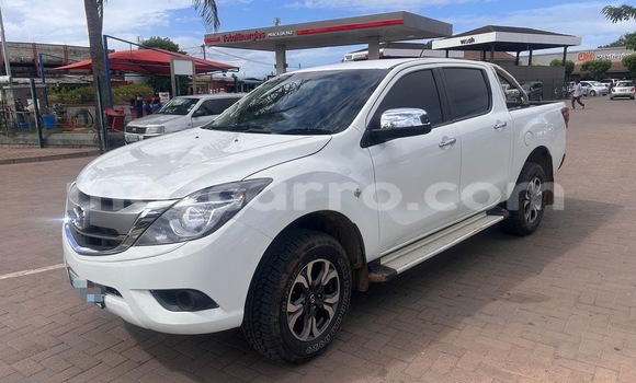 Tenga Tsaru Mazda BT-50 Chena Mota in Maputo in Maputo Tenga Tsaru Mazda BT-50 Chena Mota in Maputo in Maputo