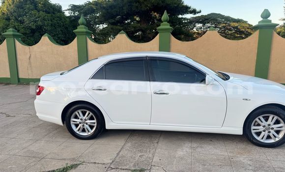 Buy Used Toyota Mark X White Car in Maputo in Maputo Buy Used Toyota Mark X White Car in Maputo in Maputo
