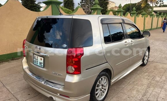 Tenga Tsaru Toyota Raum Beige Mota in Maputo in Maputo Tenga Tsaru Toyota Raum Beige Mota in Maputo in Maputo