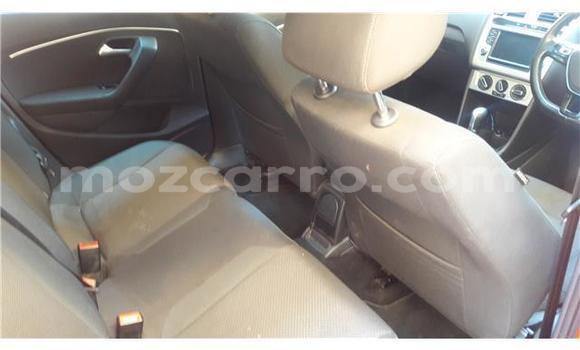 Comprar Usado Volkswagen Polo Vermelho Carro em Maputo em Maputo Comprar Usado Volkswagen Polo Vermelho Carro em Maputo em Maputo
