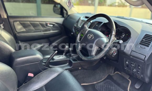 Nunua Ilio tumika Toyota Fortuner Nyeupe Gari ndani ya Maputo nchini Maputo Nunua Ilio tumika Toyota Fortuner Nyeupe Gari ndani ya Maputo nchini Maputo