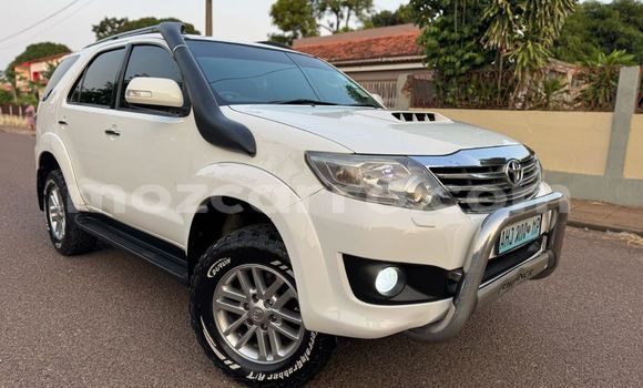 Nunua Ilio tumika Toyota Fortuner Nyeupe Gari ndani ya Maputo nchini Maputo Nunua Ilio tumika Toyota Fortuner Nyeupe Gari ndani ya Maputo nchini Maputo