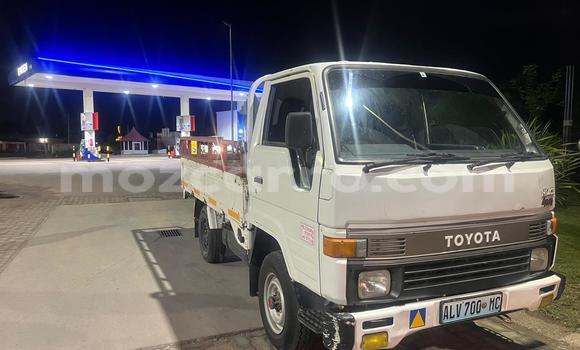 Buy Used Toyota Dyna White Car in Maputo in Maputo Buy Used Toyota Dyna White Car in Maputo in Maputo