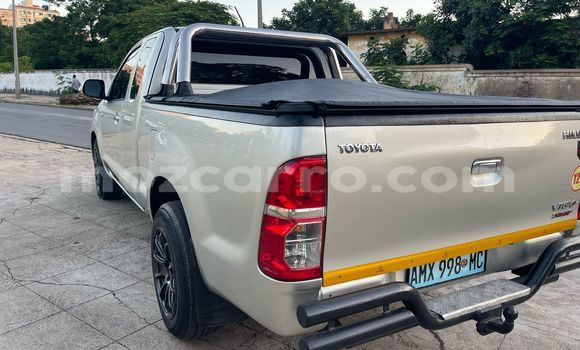 Buy Used Toyota Hilux Beige Car in Maputo in Maputo Buy Used Toyota Hilux Beige Car in Maputo in Maputo