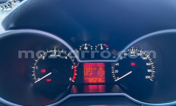 Comprar Usado Mazda BT-50 Branco Carro em Maputo em Maputo Comprar Usado Mazda BT-50 Branco Carro em Maputo em Maputo