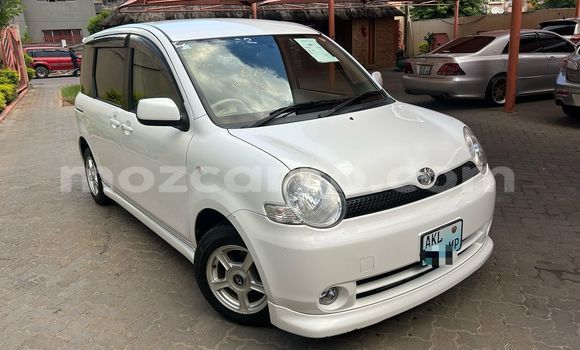 Tenga Tsaru Toyota Sienta Chena Mota in Maputo in Maputo Tenga Tsaru Toyota Sienta Chena Mota in Maputo in Maputo