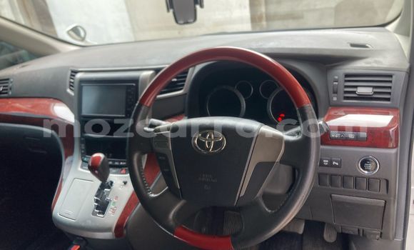 Tenga Tsaru Toyota Vellfire Chena Mota in Maputo in Maputo Tenga Tsaru Toyota Vellfire Chena Mota in Maputo in Maputo