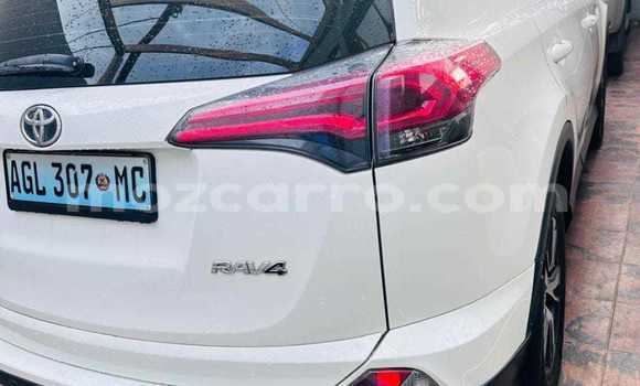 Tenga Tsaru Toyota RAV4 Chena Mota in Maputo in Maputo Tenga Tsaru Toyota RAV4 Chena Mota in Maputo in Maputo
