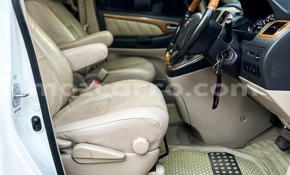 Tenga Tsaru Toyota Alphard Chena Mota in Marara in Tete Tenga Tsaru Toyota Alphard Chena Mota in Marara in Tete