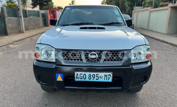 Comprar Usado Nissan Hardbody Branco Carro em Maputo em Maputo Comprar Usado Nissan Hardbody Branco Carro em Maputo em Maputo