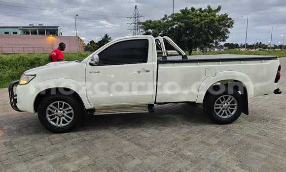 Buy Used Toyota Hilux White Car in Maputo in Maputo Buy Used Toyota Hilux White Car in Maputo in Maputo