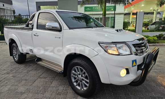 Buy Used Toyota Hilux White Car in Maputo in Maputo Buy Used Toyota Hilux White Car in Maputo in Maputo