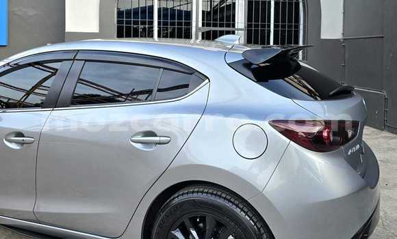 Tenga Tsaru Mazda Axela Sirivha Mota in Maputo in Maputo Tenga Tsaru Mazda Axela Sirivha Mota in Maputo in Maputo